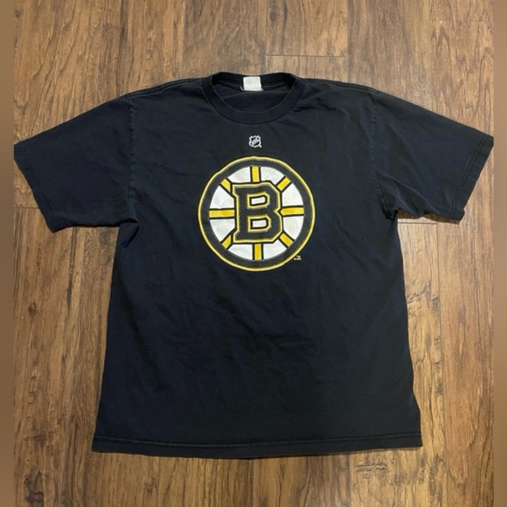 Boston Bruins #17 LUCIC vintage T Shirt